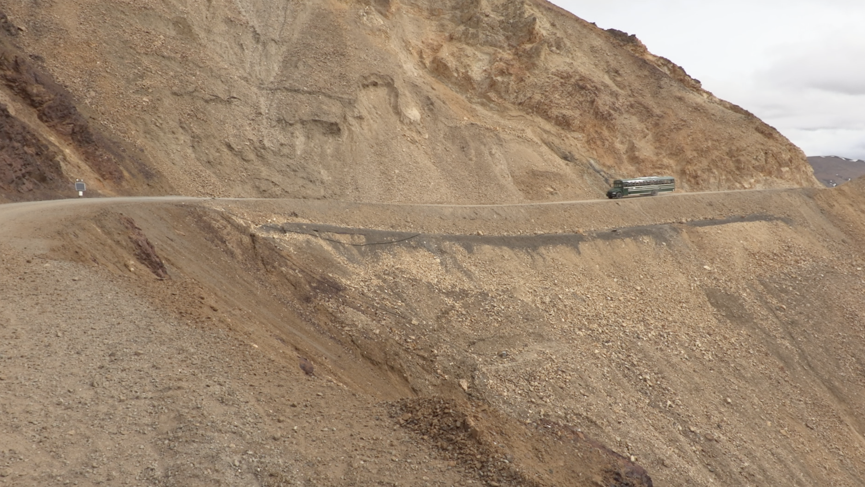 Denali Park road could be closed due to sloughing roadway